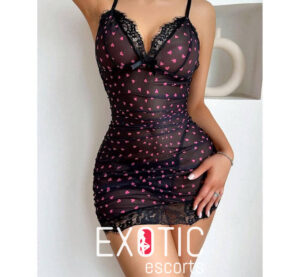 Comment Réserver une Escort en Guinée